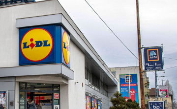 Jelentősen csökkenti több alapvető termékének árát a Lidl